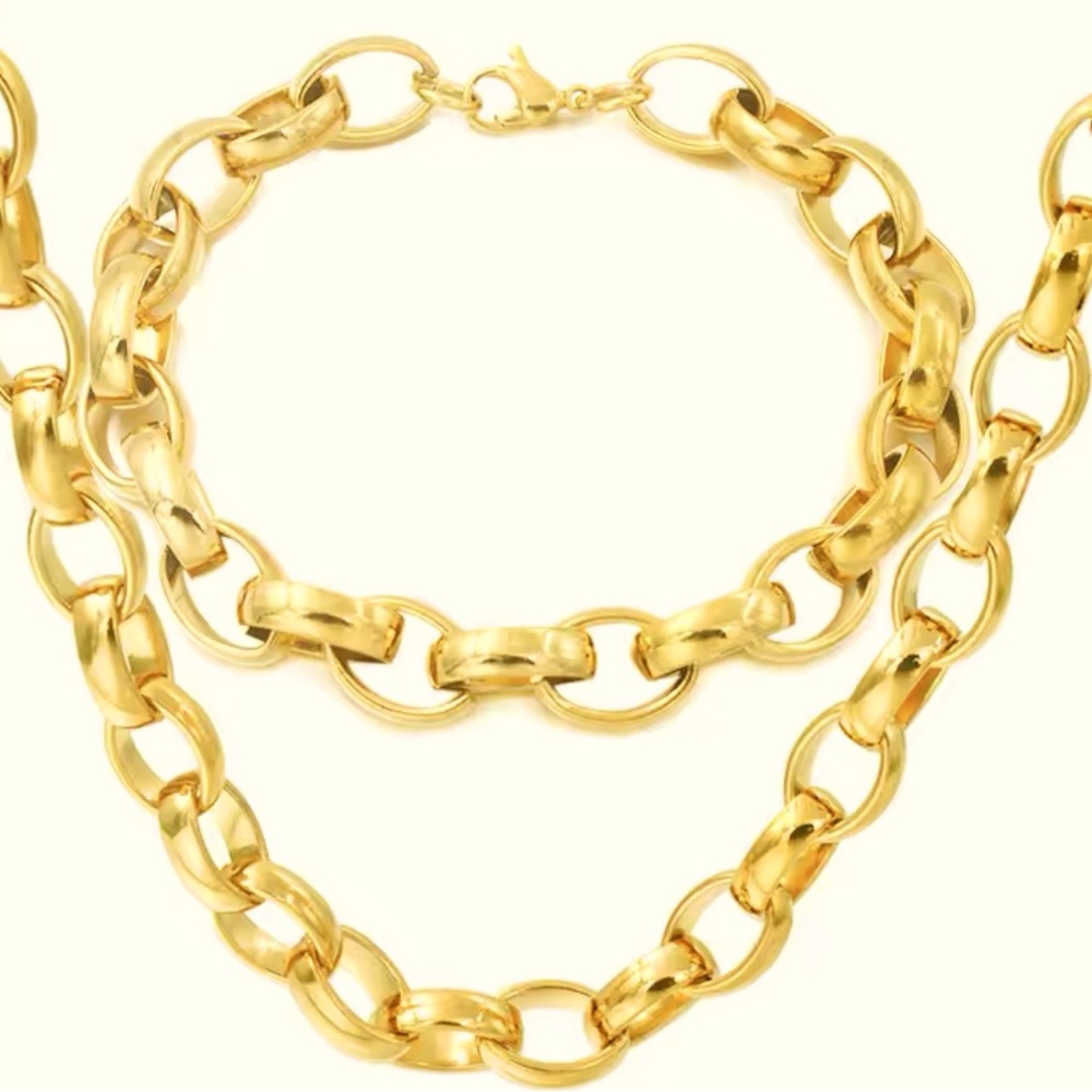 A very unique sterling silver stamped and certified necklace and bracelet set